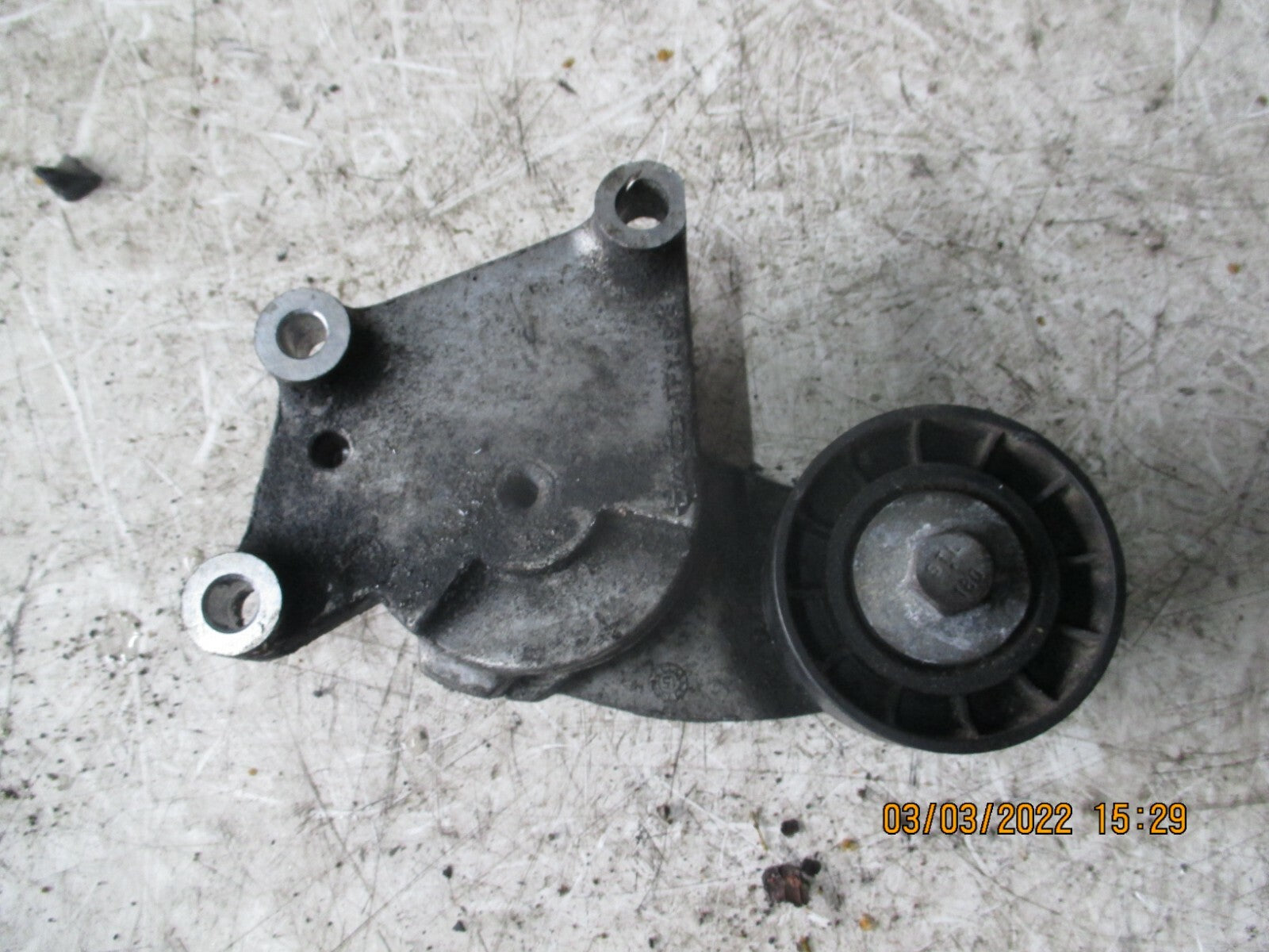 FORD ECOSPORT 2016 1.5 DCI BELT TENSIONER PULLEY