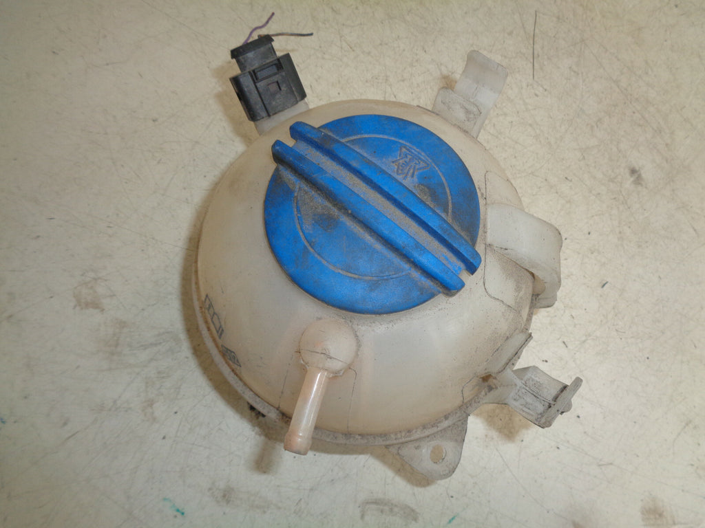 VW VOLKSWAGEN GOLF MK5 1.6 TDI ENGINE COOLANT EXPANSION TANK BOTTLE 1K0121407A