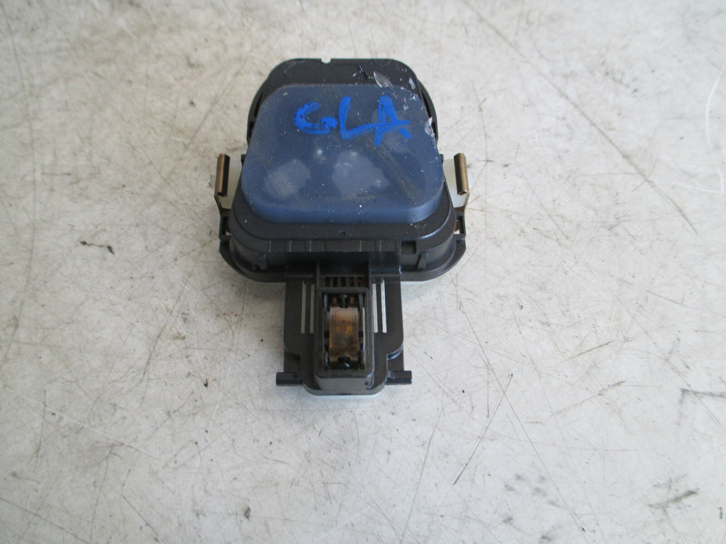 MERCEDES BENZ GLA 2018 X156 RAIN SENSOR MODULE A2469002603