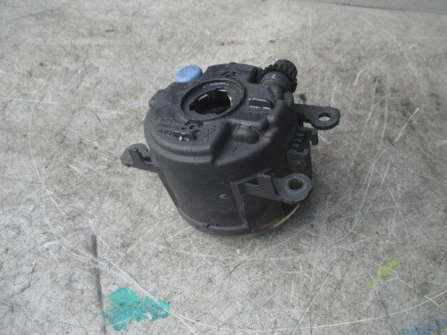 2007 RENAULT LAGUNA MK3 OSF DRIVER SIDE FOG LIGHT