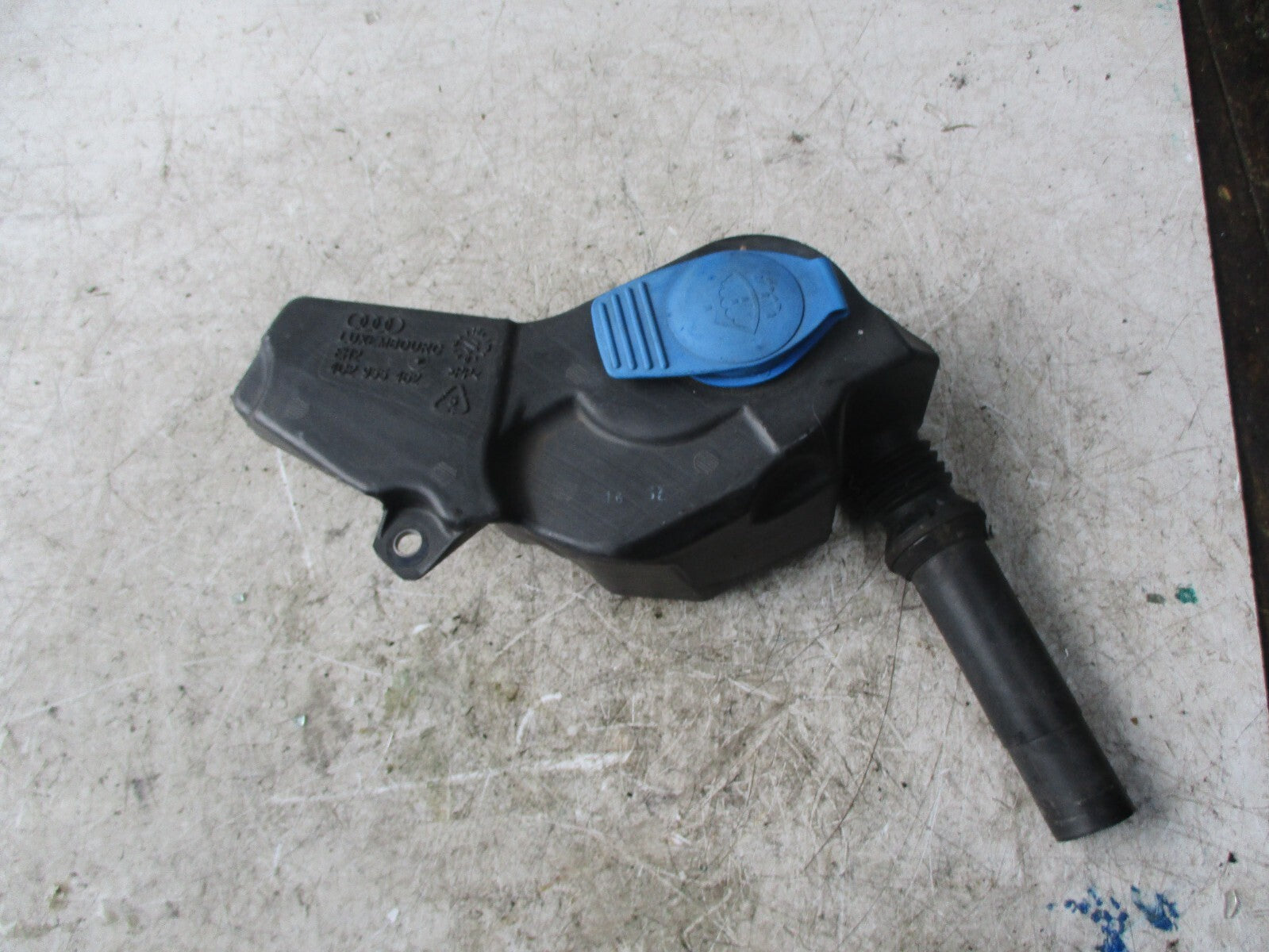 AUDI A6 2017 WIND SCREEN WASHER BOTTLE TANK 4C2955462