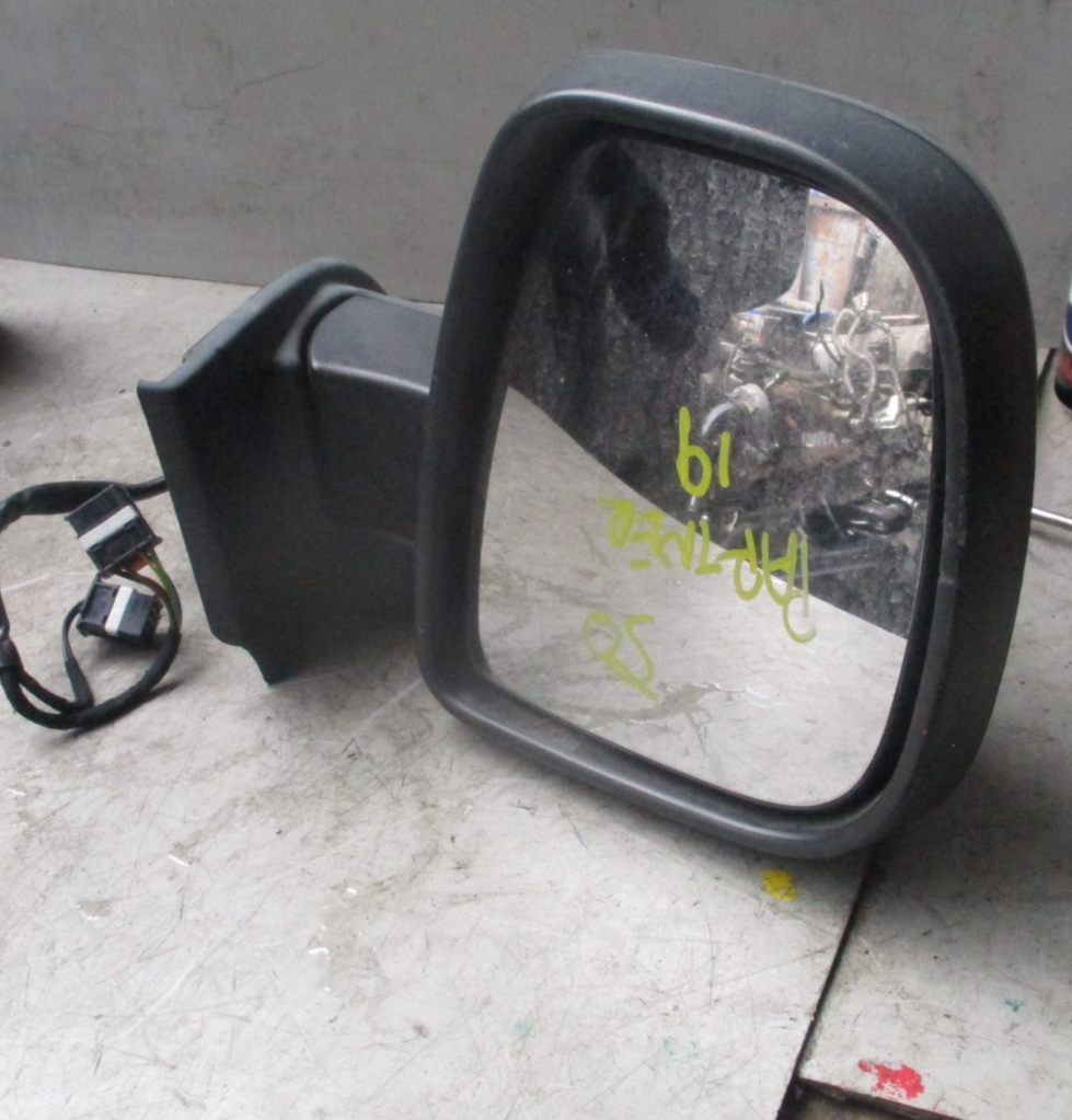 2019 PEUGEOT PARTNER OSF DRIVER SIDE MANUAL FOLD WING MIRROR 262426-07A