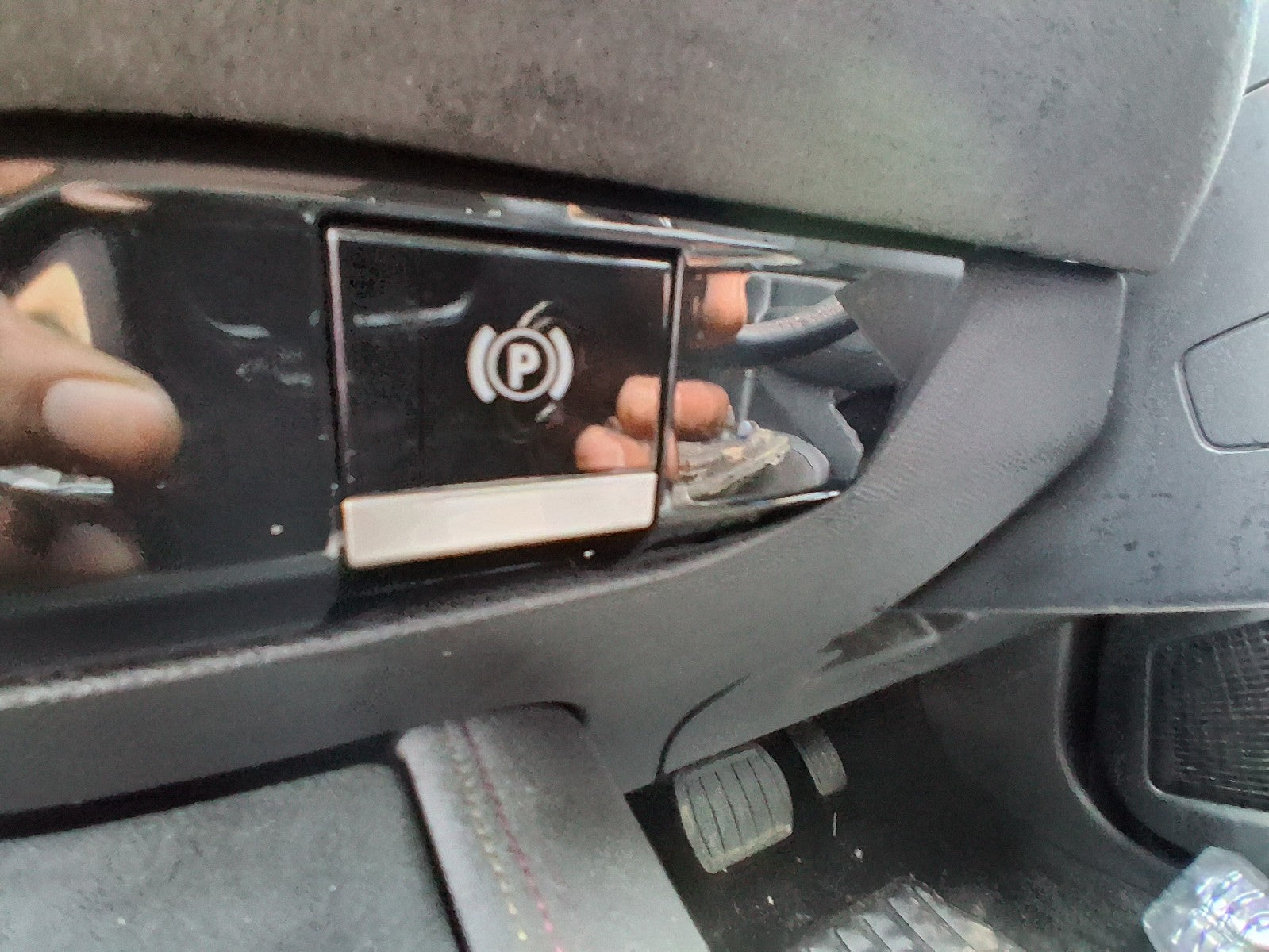 2023 DS DS 4 CROSSOVER ELECTRIC PARKING HANDBRAKE CONTROL SWITCH