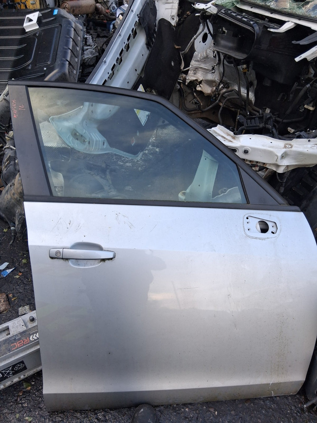 2016 VAUXHALL ZAFIRA C OSF DRIVER SIDE FRONT BARE DOOR ARGON SILVER Z176