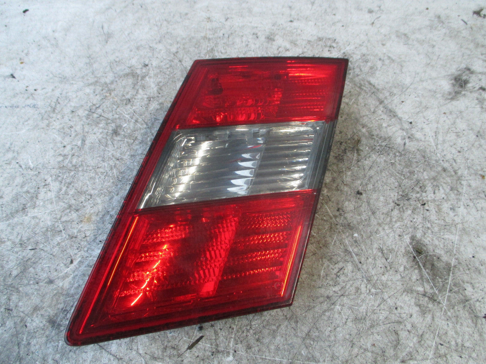 MERCEDES CLC CLASS W203 2010 OSR DRIVER REAR INNER TAIL LIGHT A2038205464