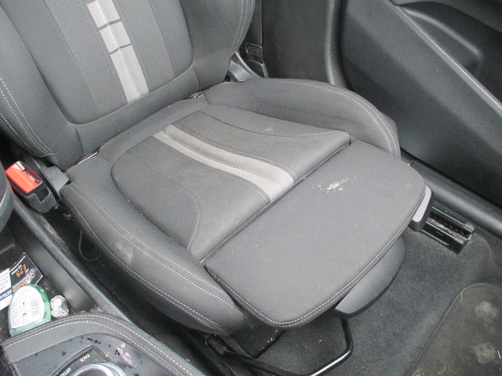 BMW X1 2018 F48 NSF PASSENGER SIDE FRONT INTERIOR COMPLETE SEAT AIRBAG FABRIC