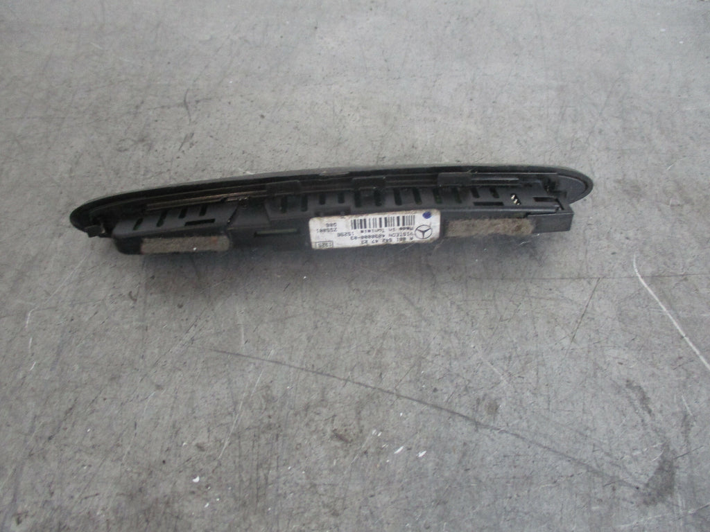 MERCEDES BENZ E CLASS W207 REAR PARKING SENSOR DISPLAY INDICATOR A0015424723