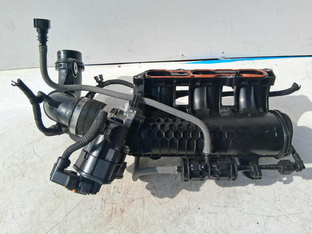 2021 PEUGEOT 208 INTAKE MANIFOLD 9802040580
