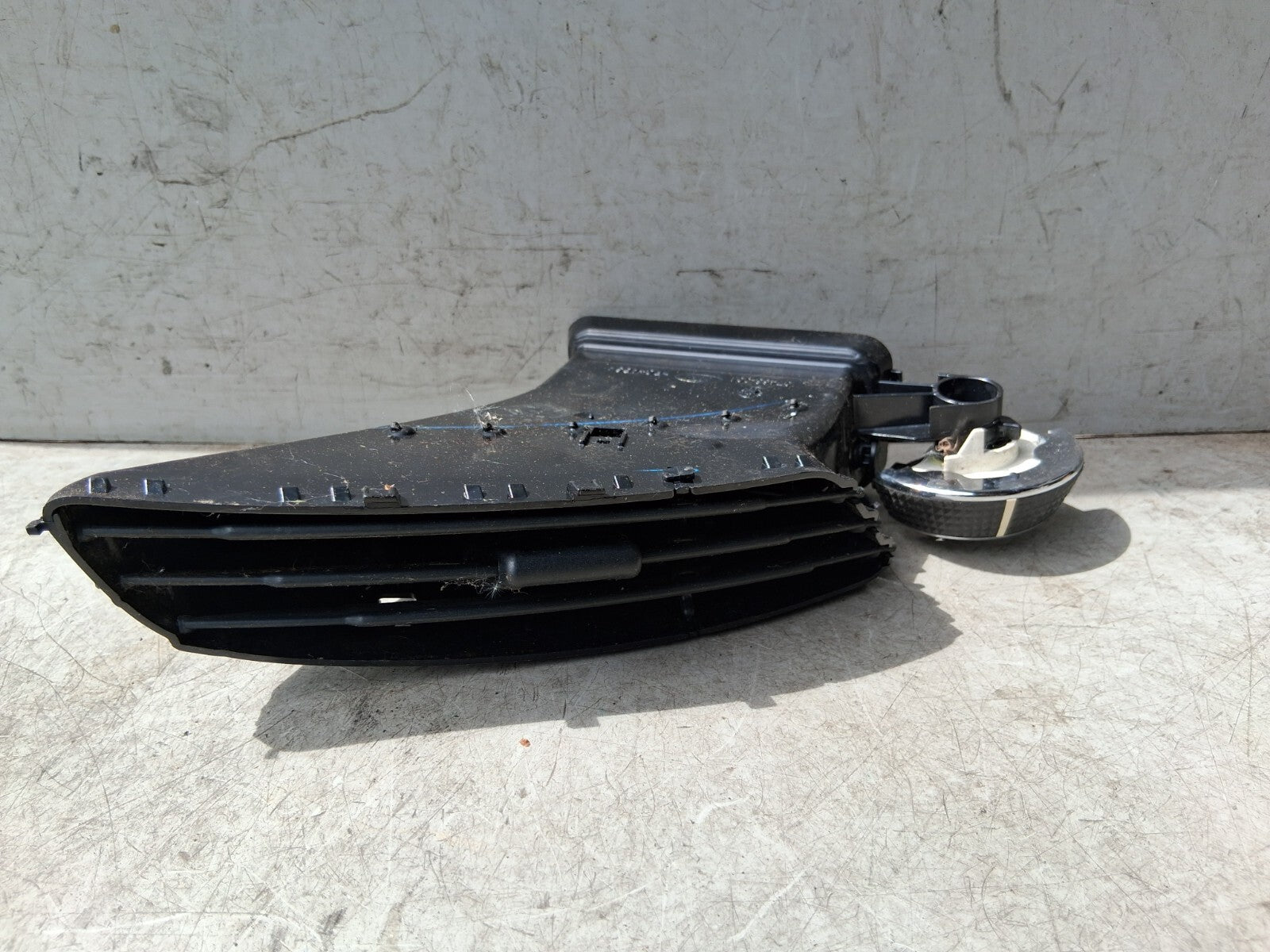 2013 FORD KUGA MK2 OSF DRIVER SIDE FRONT RIGHT DASHBOARD AIRVENT 07466000