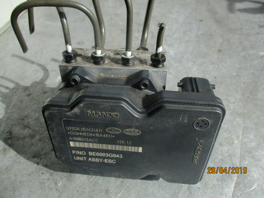 KIA RIO MK4 ABS PUMP & CONTROL MODULE 589201W770