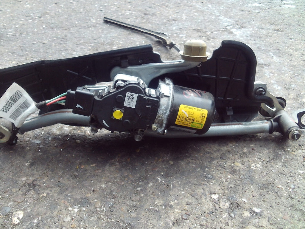 2021 CITROEN C4 MK3 FRONT WINDSCREEN WIPER MOTOR WITH LINKAGE 9824534680