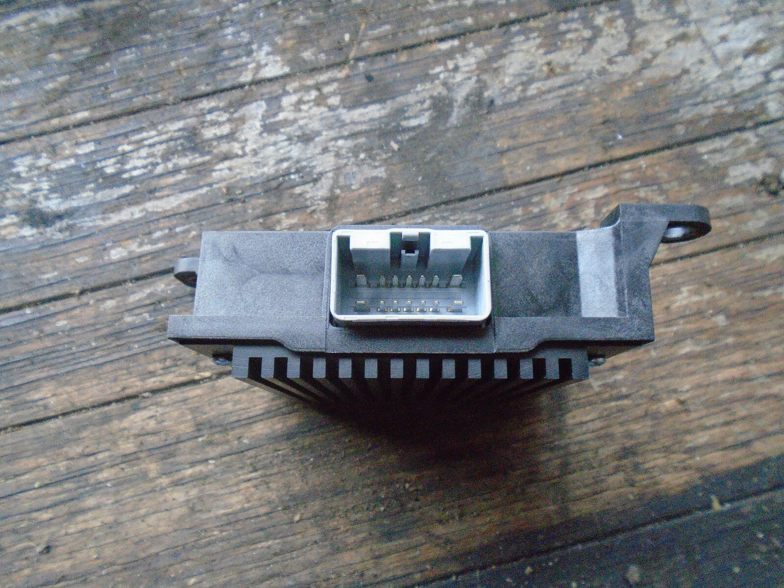 JAGUAR XF FACELIFT 2013 BATTERY CONTROL CONVERTER CX2314A375AE