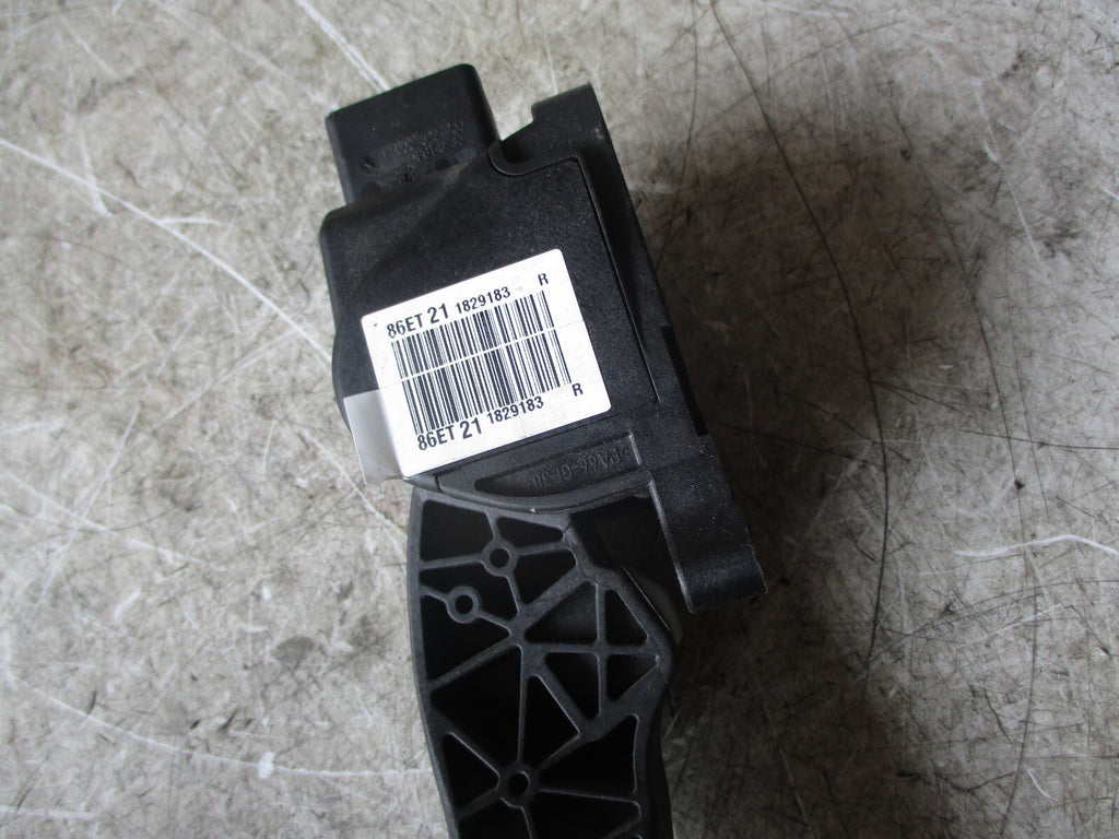 PEUGEOT 5008 2013 1.6 DIESEL ACCELERATOR PEDAL 9671417080