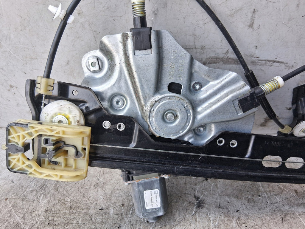 VAUXHALL ZAFIRA C 2016 NSF PASSENGER SIDE FRONT WINDOW MOTOR REGULATOR 13260137