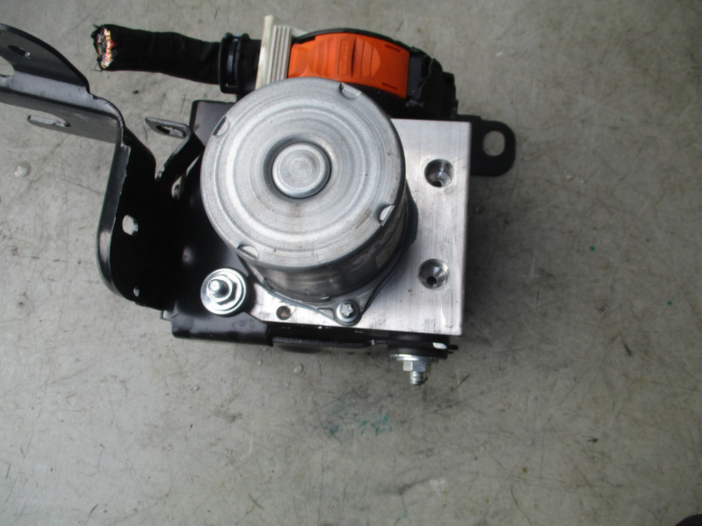 2023 PEUGOET PARTNER ABS PUMP & MODULATOR 9845080780