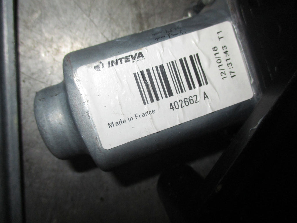 TOYOTA AYGO AB40 MK2 NSF PASSENGER SIDE FRONT REGULATOR 402663A
