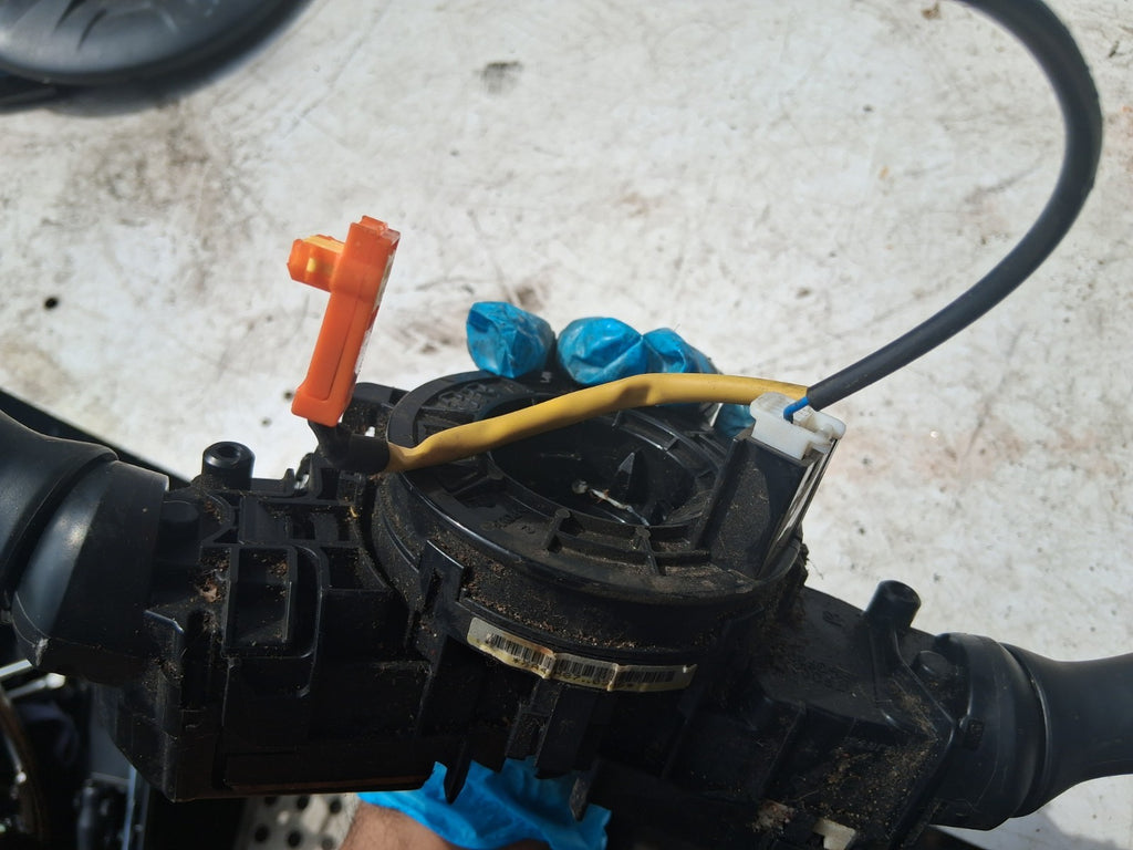 2008 TOYOTA AYGO MK1  WIPER INDICATOR STALK SWITCH SQUIB