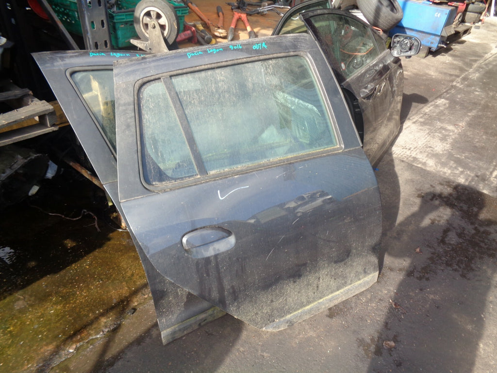 DACIA LOGAN MK2 MCV ESTATE OSR DRIVER SIDE REAR DOOR COMPLETE GREY