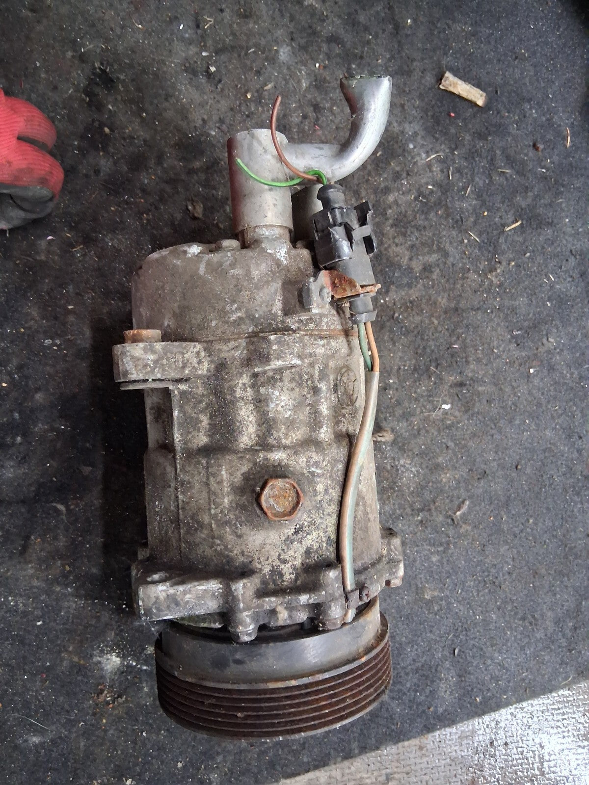 2007 VW VOLKSWAGEN BEETLE 1.6 PETROL AIR CON AC COMPRESSOR PUMP 1J0820803