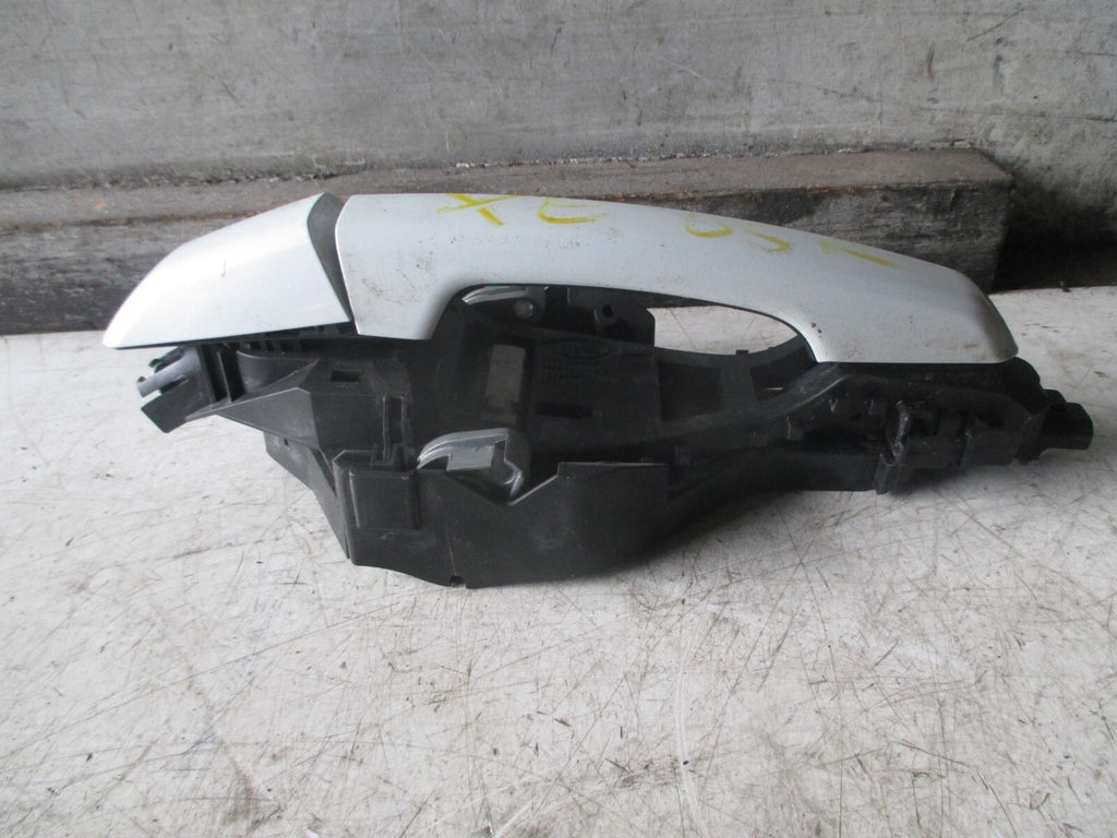 JAGUAR XE 2016 OSR DRIVER SIDE REAR DOOR HANDLE WHITE DK62224A00AA
