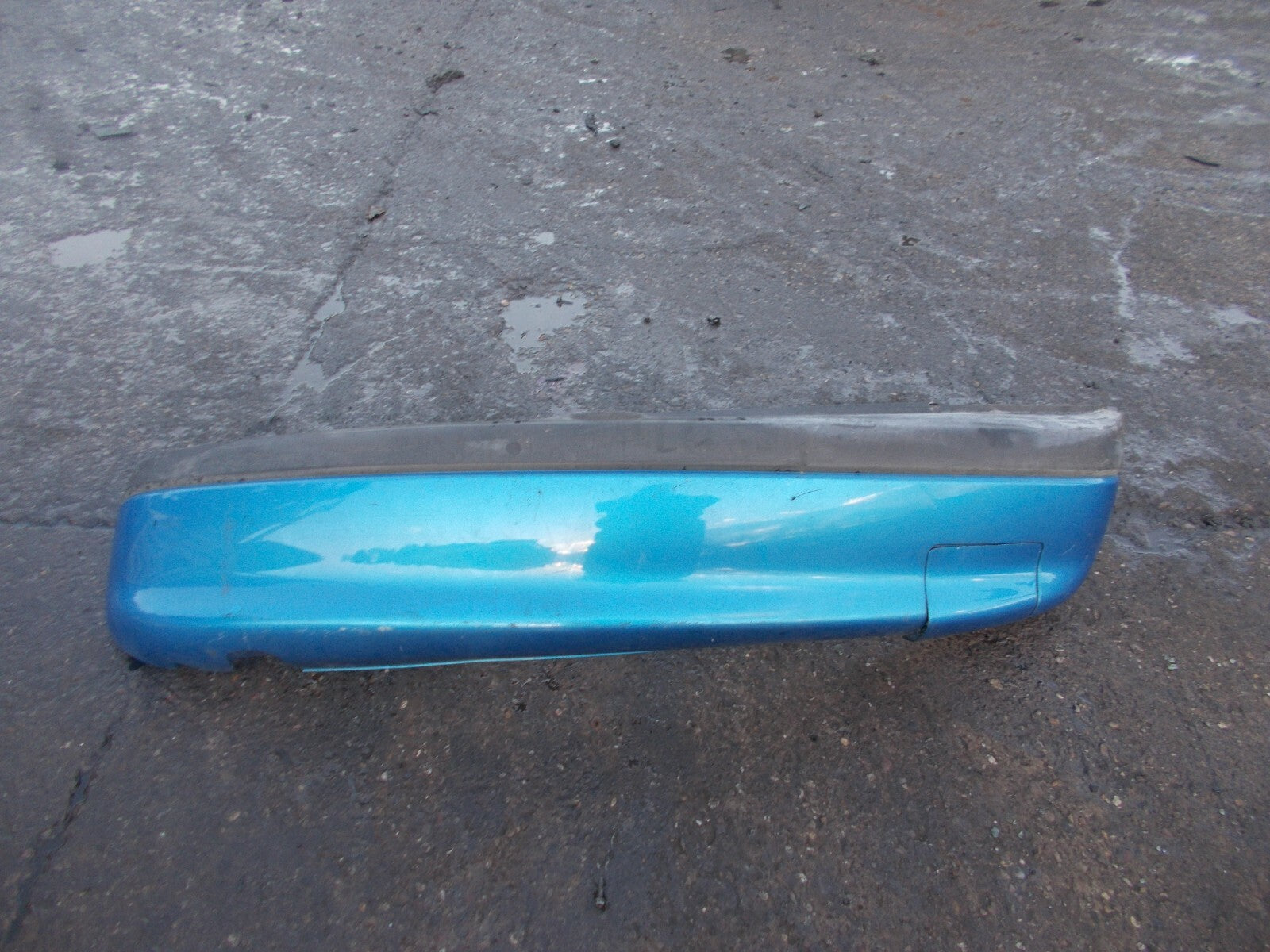 VAUXHALL CORSA B (MK1) 1993-2000 HATCHBACK REAR BUMPER BLUE