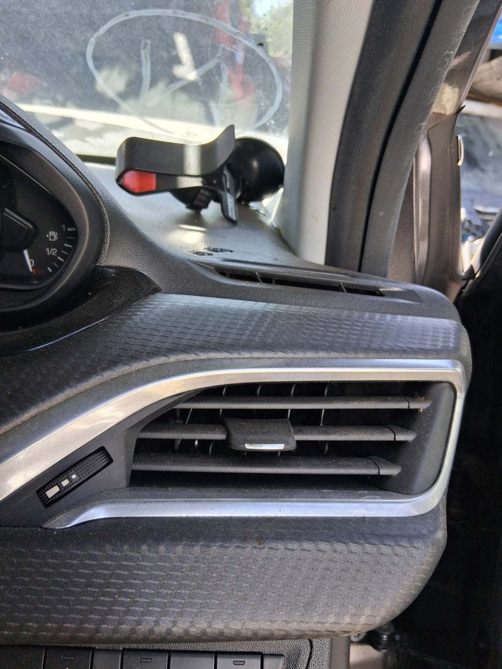 2019 PEUGEOT 208 MK1 OSF DRIVER SIDE FRONT RIGHT AIR VENT