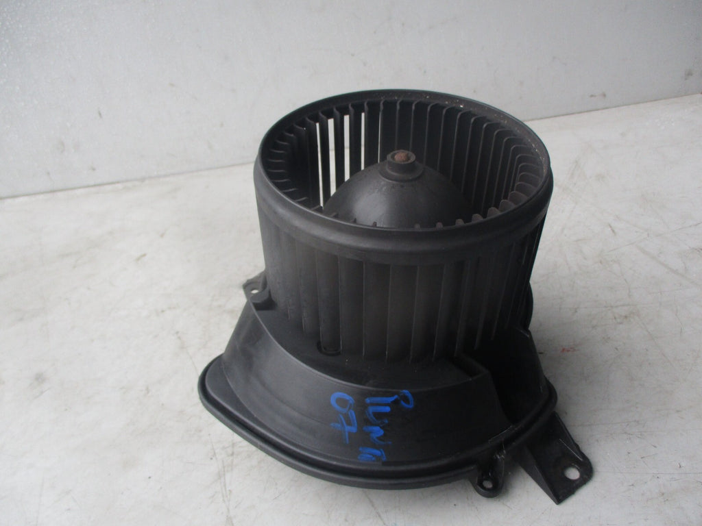 VAUXHALL ZAFIRA C 2017 1.4 PETROL HEATER BLOWER MOTOR FAN U7254002 /25020140