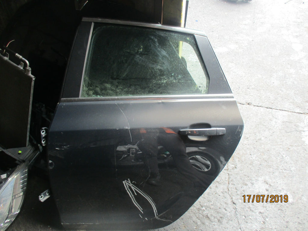 RENAULT MEGANE MK3 COMPLETE PASSENGER NEAR SIDE REAR DOOR BLACK