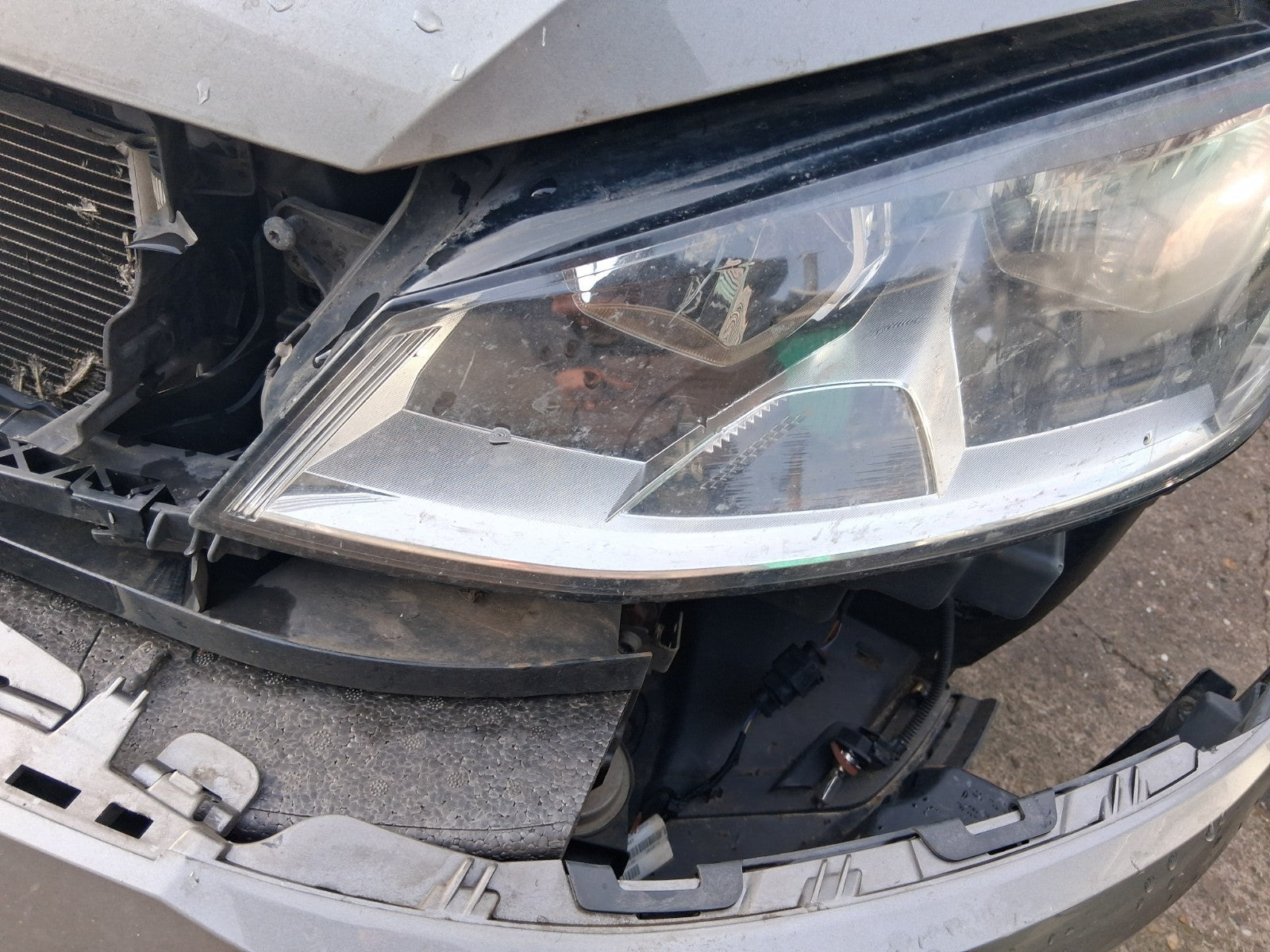 2016 VOLKSWAGEN GOLF MK7 NSF PASSENGER SIDE FRONT LEFT HEADLIGHT