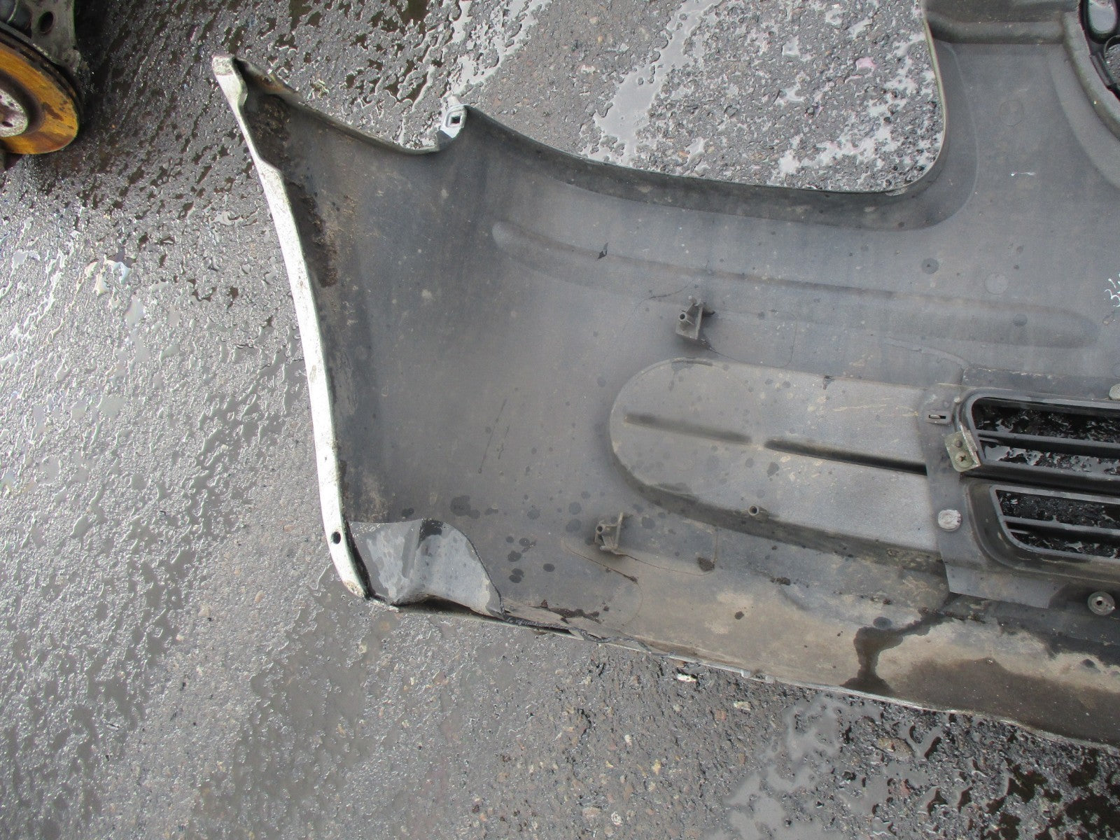 2002 VAUXHALL AGILA MPV FRONT BUMPER AND GRILL GRILLE COMPLETE SILVER