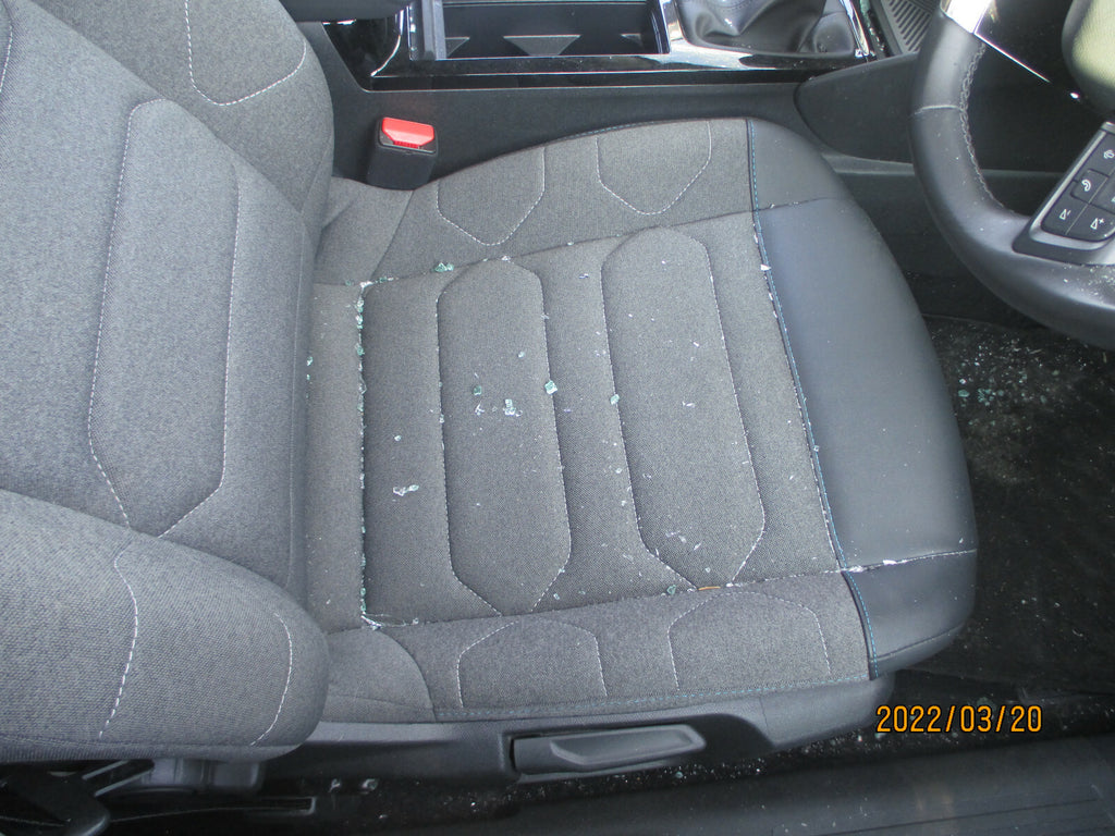 CITROEN C4 MK3 2021 OSF DRIVER SIDE FRONT COMPLETE SEAT FABRIC & HALF LEATHER