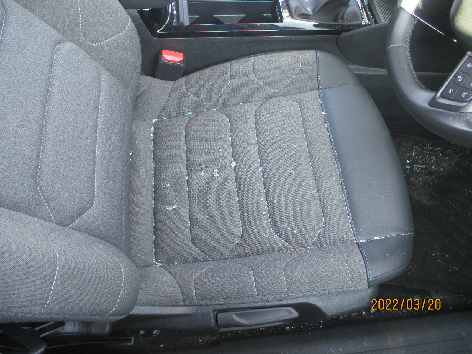 CITROEN C4 MK3 2021 OSF DRIVER SIDE FRONT COMPLETE SEAT FABRIC & HALF LEATHER