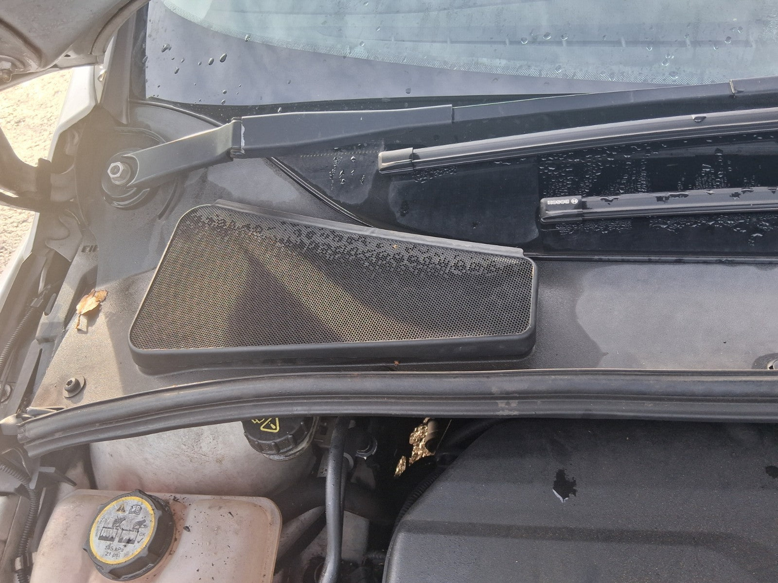 2013 FORD FOCUS MK3 HATCHBACK FRONT WINDSCREEN BOTH WIPER MOTOR & LINKAGE