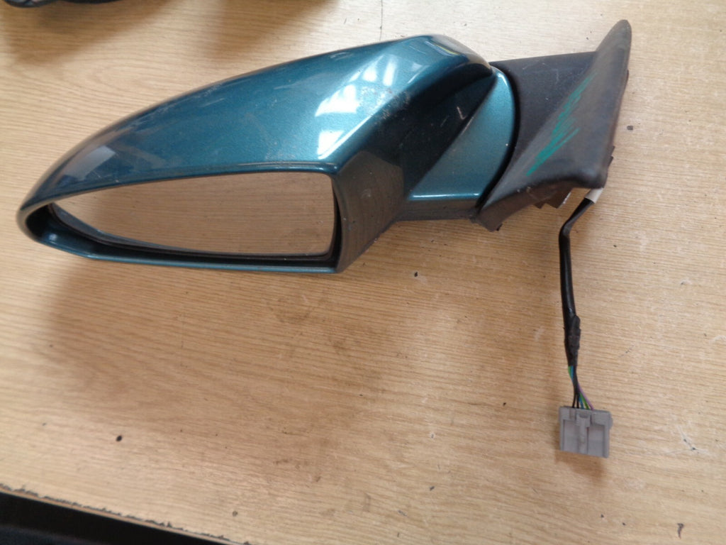 NISSAN PRIMERA 2004 P12 FRONT PASSENGER SIDE WING MIRROR GREEN 96302 AU365