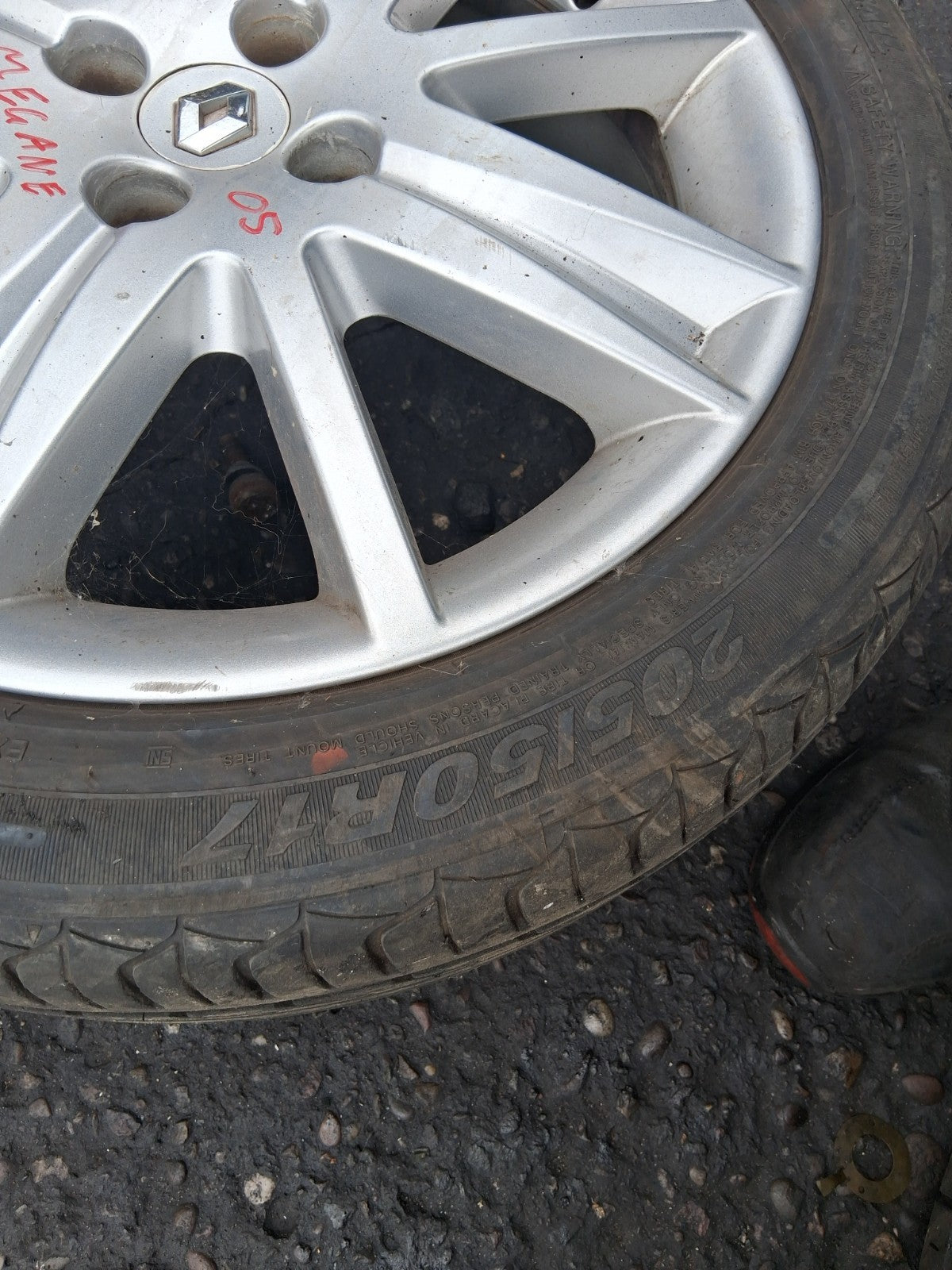 2005 RENAULT MEGANE MK2 17 INCH ALLOY WHEEL WITH TYRE 205/50R17