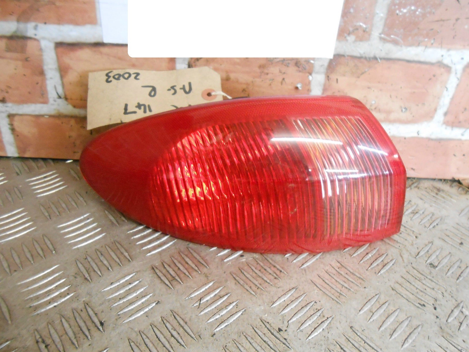 ALFA ROMEO 147 2003 NSR PASSENGER SIDE REAR OUTER BRAKE TAIL LIGHT 46556349