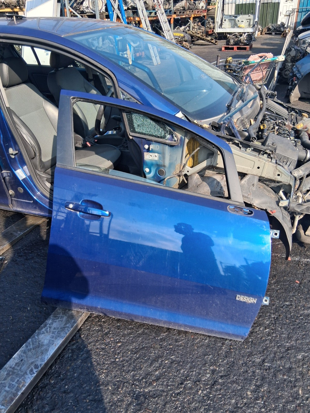 2008 VAUXHALL CORSA D 5 DOOR OSF DRIVER SIDE FRONT COMPLETE DOOR BLUE