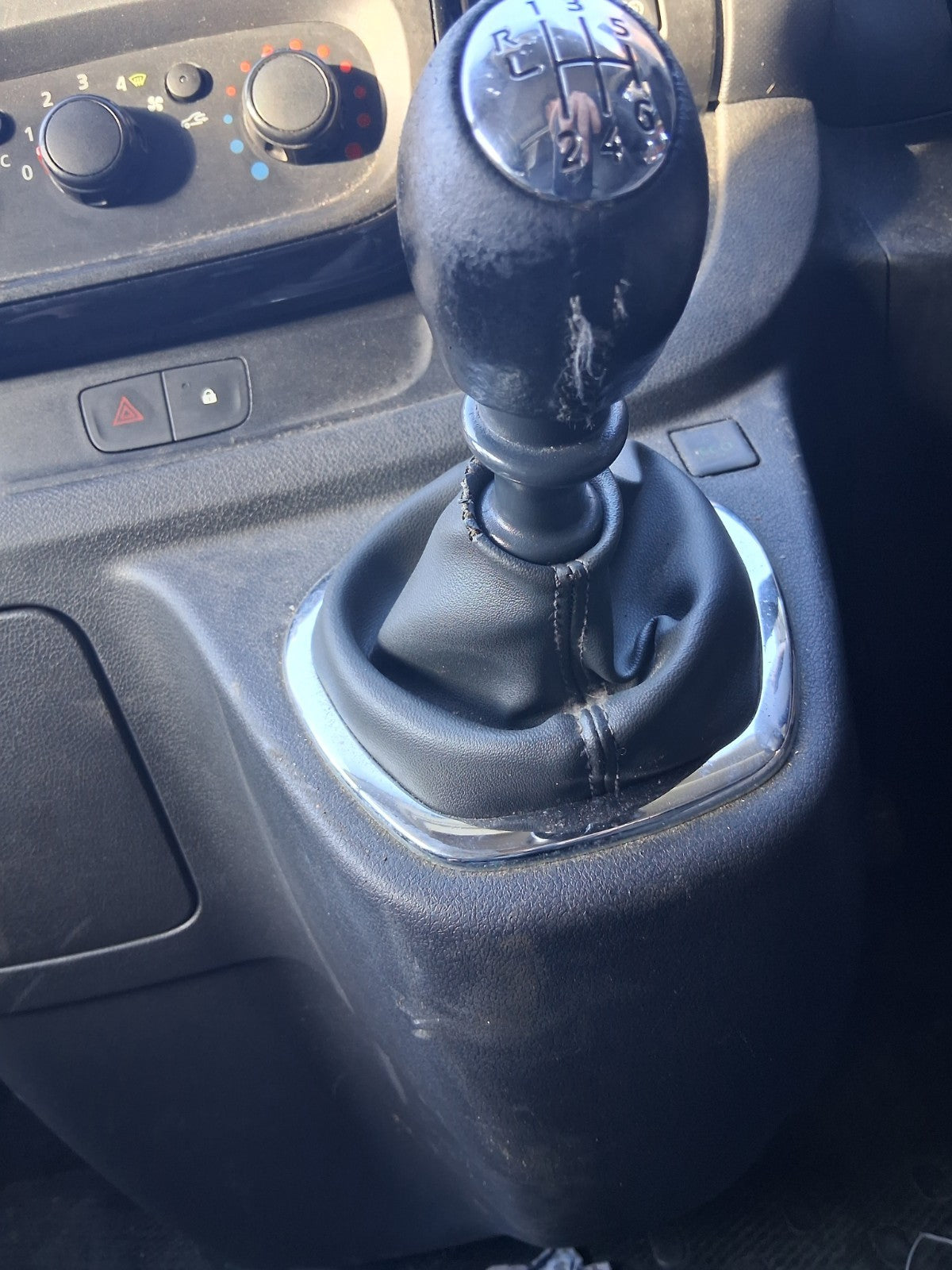 2017 VAUXHALL VIVARO MK2 MANUAL GEAR STICK GEAR SHIFTER GEAR LEVER