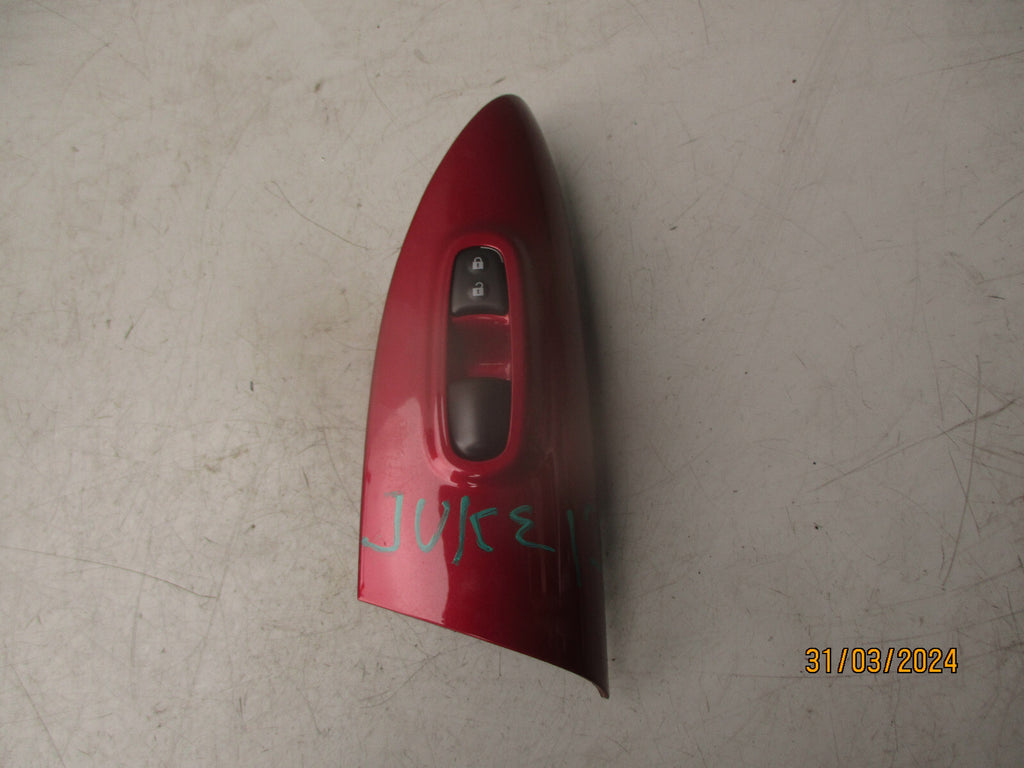 2013 NISSAN JUKE MK1 NSF FRONT PASSENGER LEFT WINDOW CONTROL SWITCH