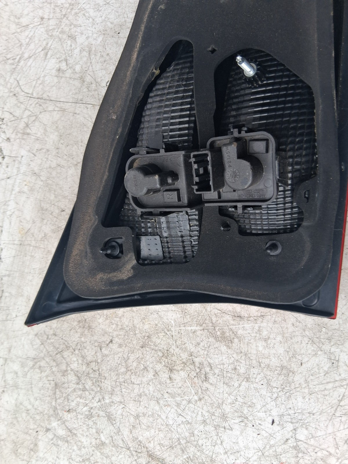 2016 FORD C MAX MK2 OSR DRIVER SIDE REAR INNER TAIL LIGHT LAMP