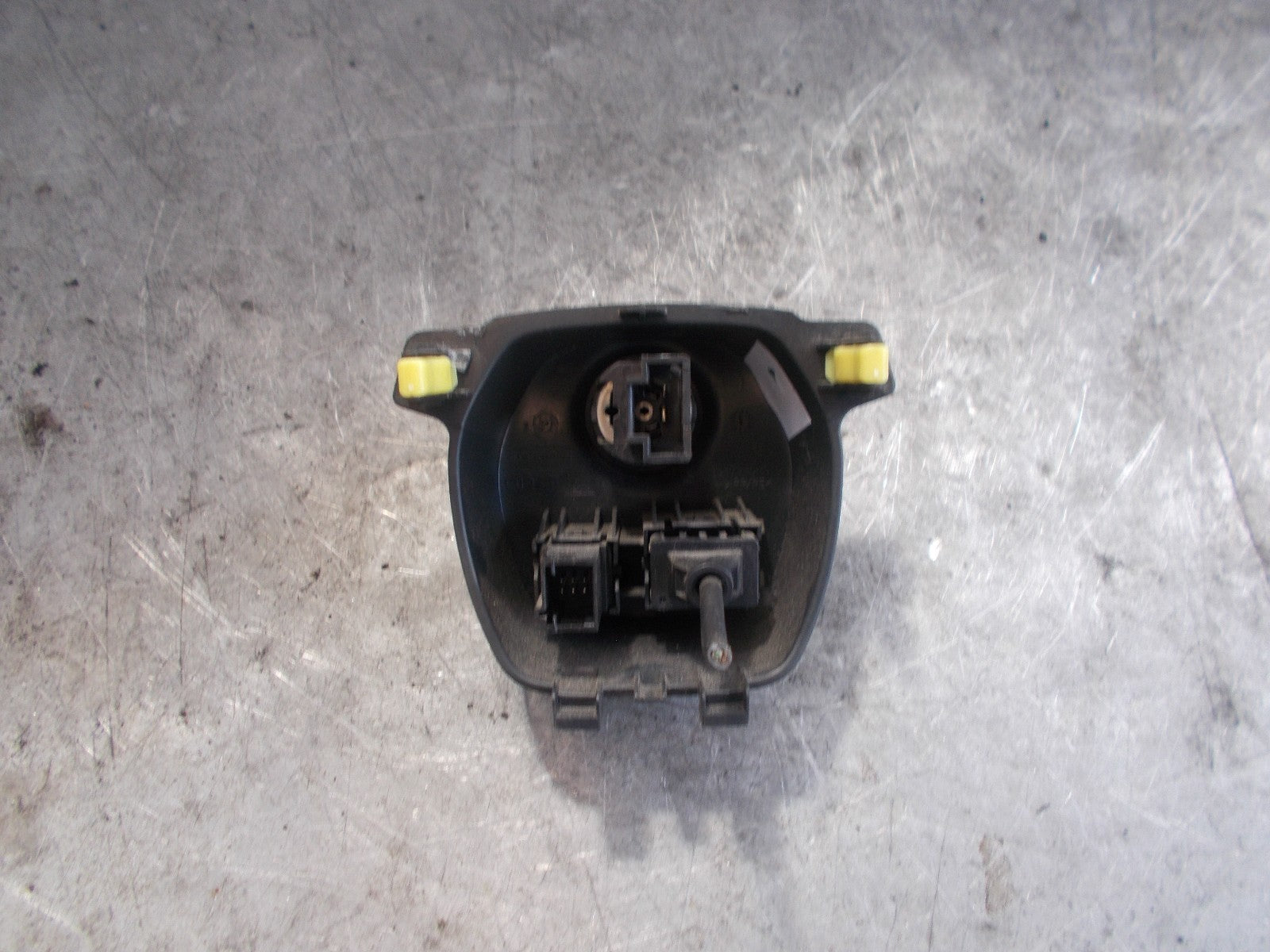 2017 TOYOTA AYGO MK2 12V AUX SOCKET PANEL 554770H010