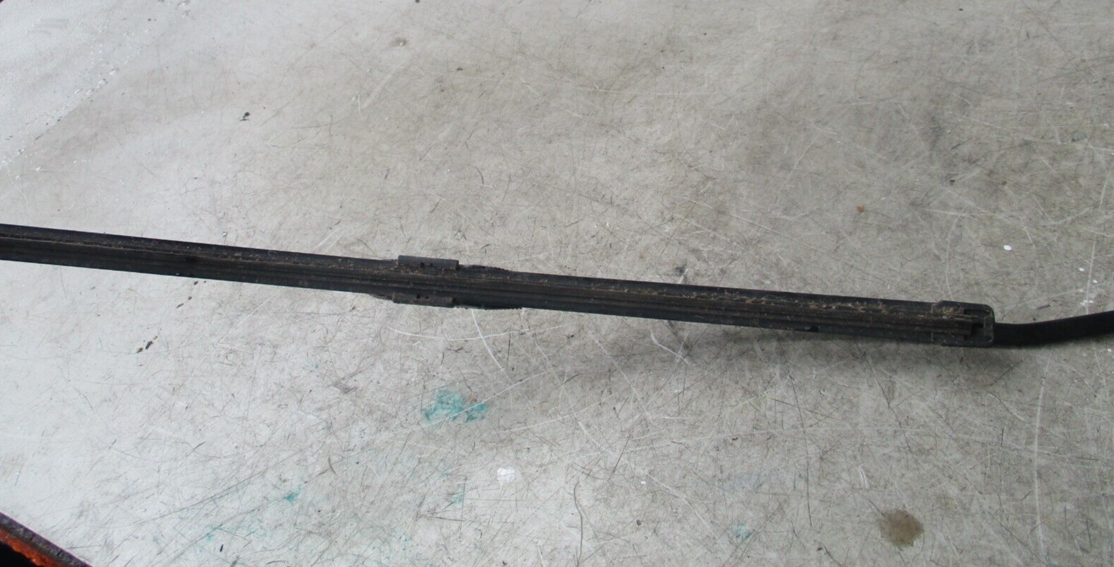2010 BMW WINDOW WIPER BLADE 61 61-7 253