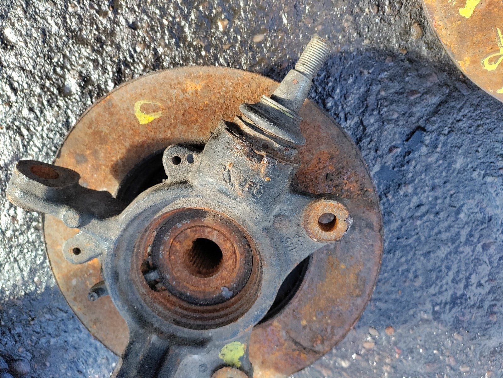 2013 RENAULT MASTER MK3 2.3 DIESEL OSF DRIVER SIDE WHEEL HUB