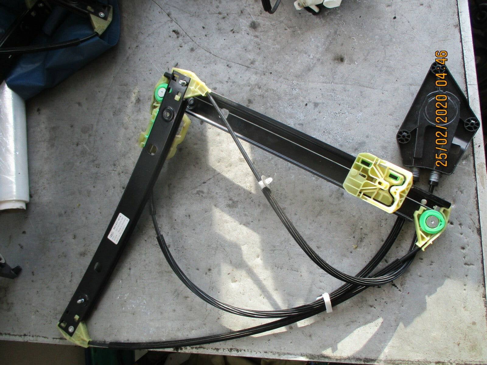 AUDI A1 MK1 8X 2018 3 DOOR NS PASSENGER SIDE DOOR WINDOW REGULATOR 8X3837461A