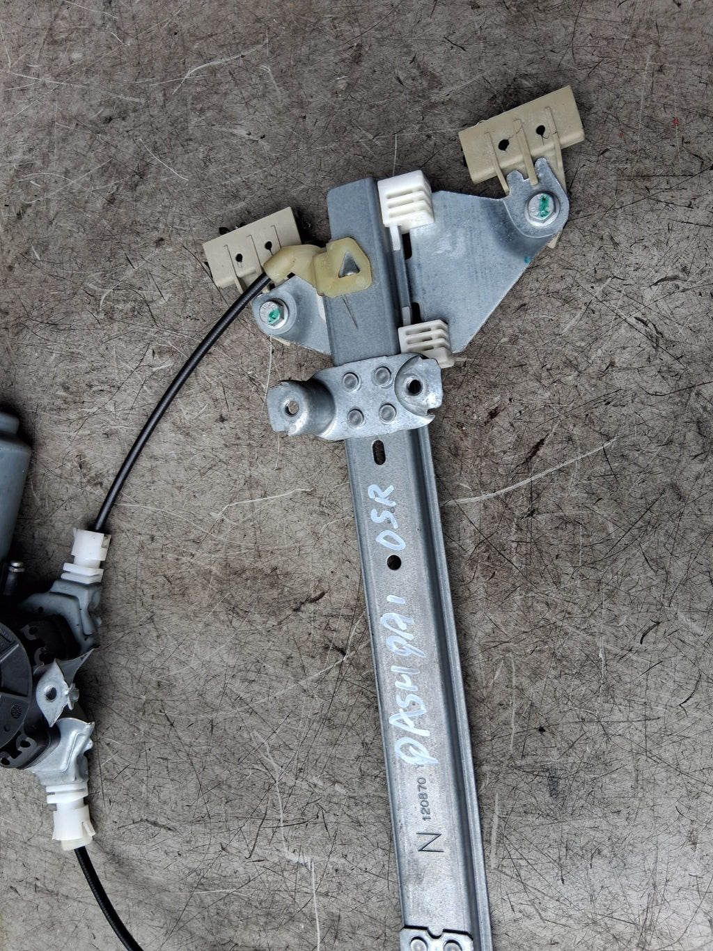 NISSAN QASHQAI J10 2012 OSR DRIVER SIDE REAR RIGHT WINDOW MOTOR REGULATOR 120870