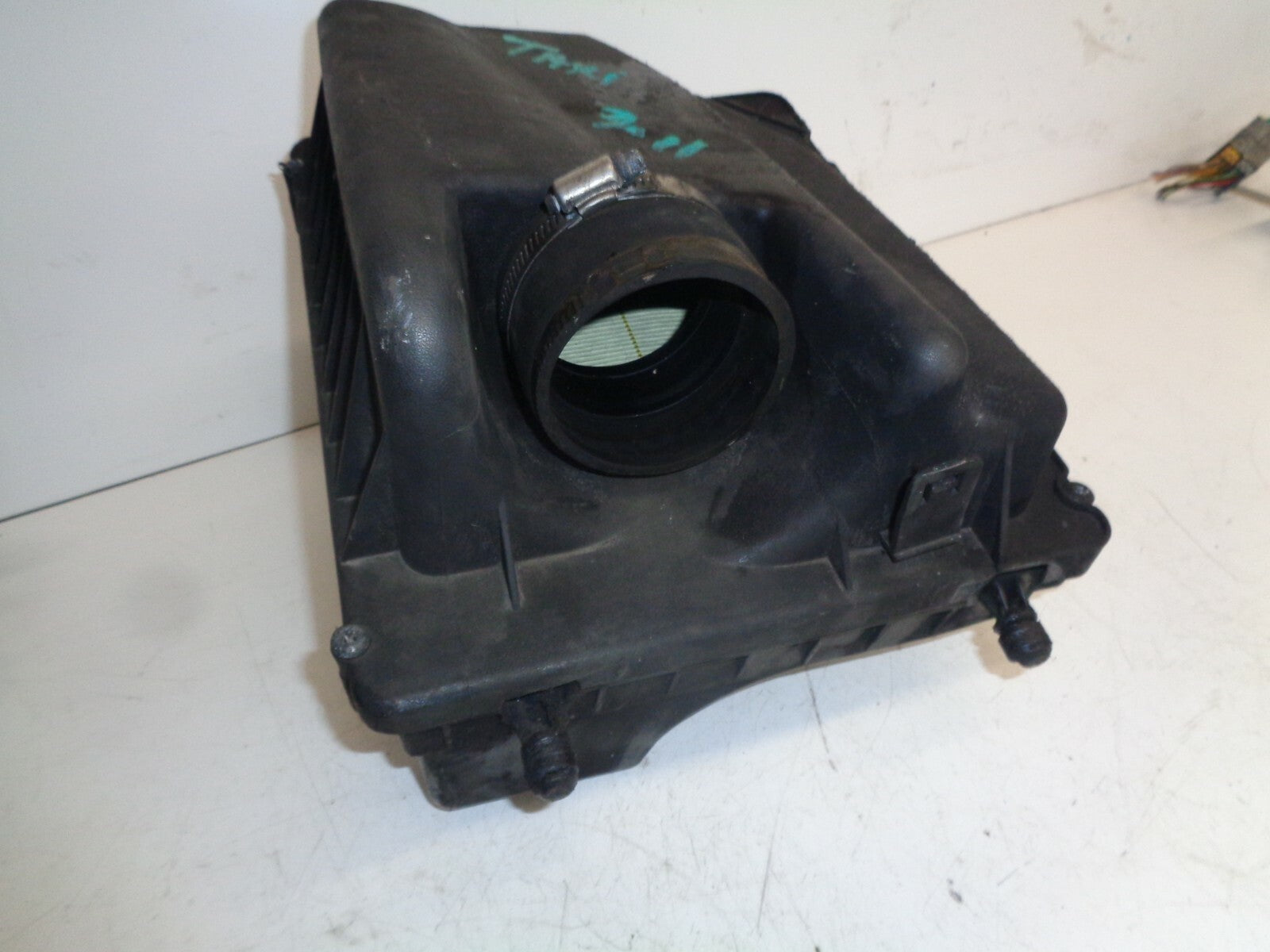 LONDON TAXI 2011 CAB TAXI TAXIS LTI TX4 AIR FILTER BOX
