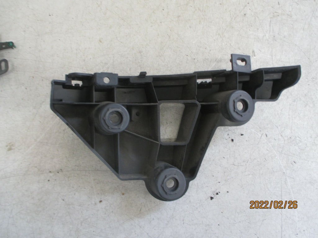 PEUGEOT 308 2013-2021 ESTATE NSR REAR PASSENGER SIDE BUMPER HOLDER 9800920280