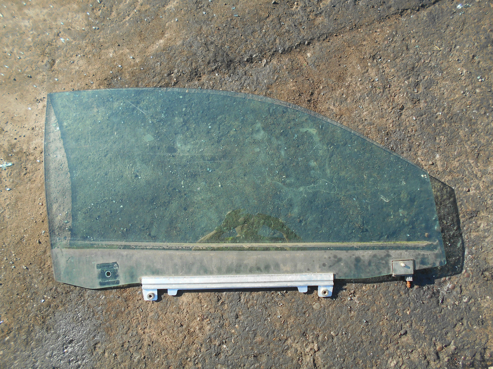 MERCEDES CLK A208 2001 OS DRIVER SIDE DOOR WINDOW GLASS 43R-001193