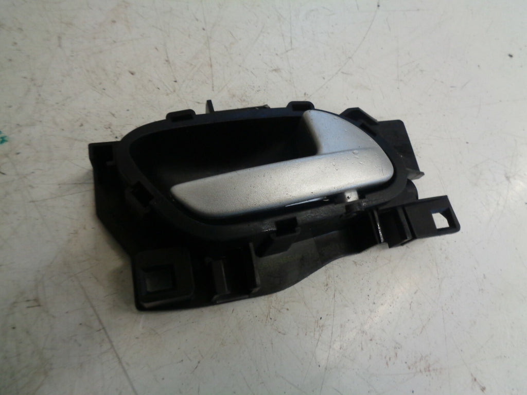 PEUGEOT 207 2010 3 DOOR OS DRIVER SIDE INTERIOR DOOR HANDLE 96802455VV
