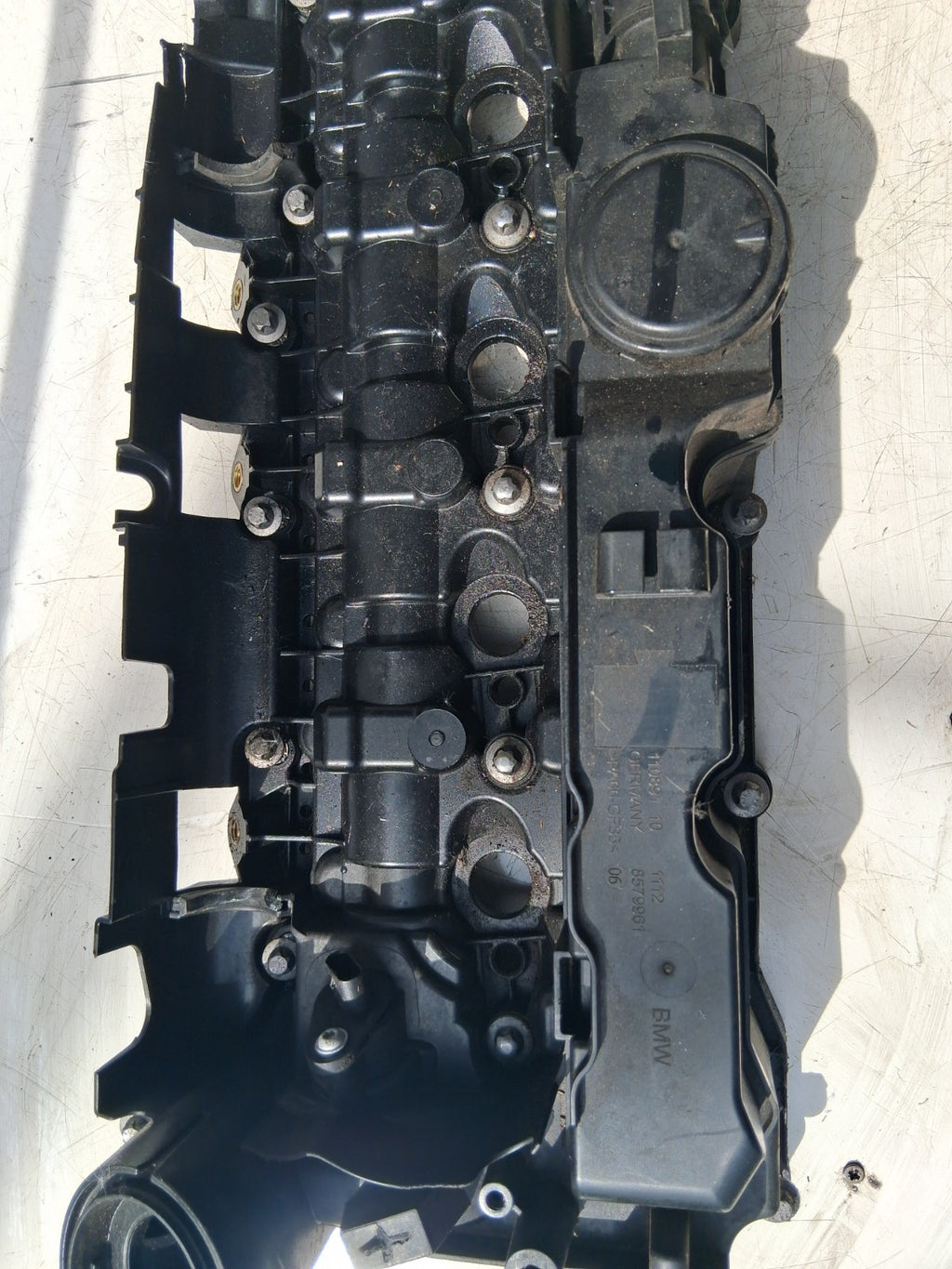 2018 BMW X1 F48 2.0 DIESEL ROCKER COVER 8579961